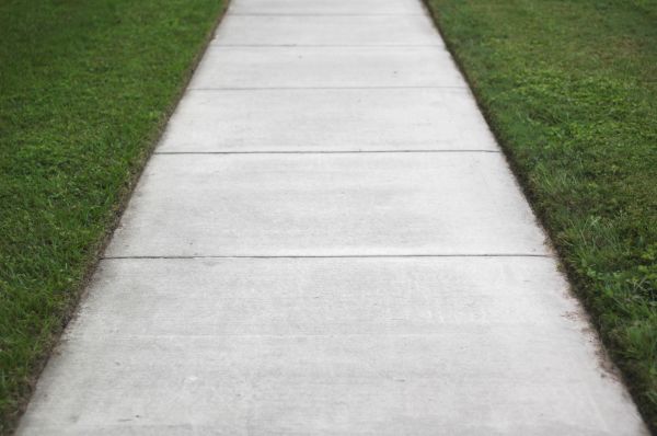 Cost of Sidewalk Concrete Construction in High Point